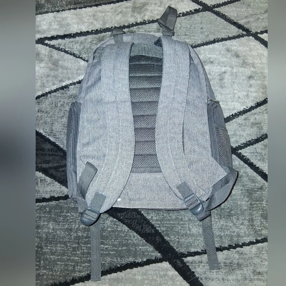 EUC Eddie Bauer Gray Bridgeport Places & Spaces Back Pack Diaper Bag!